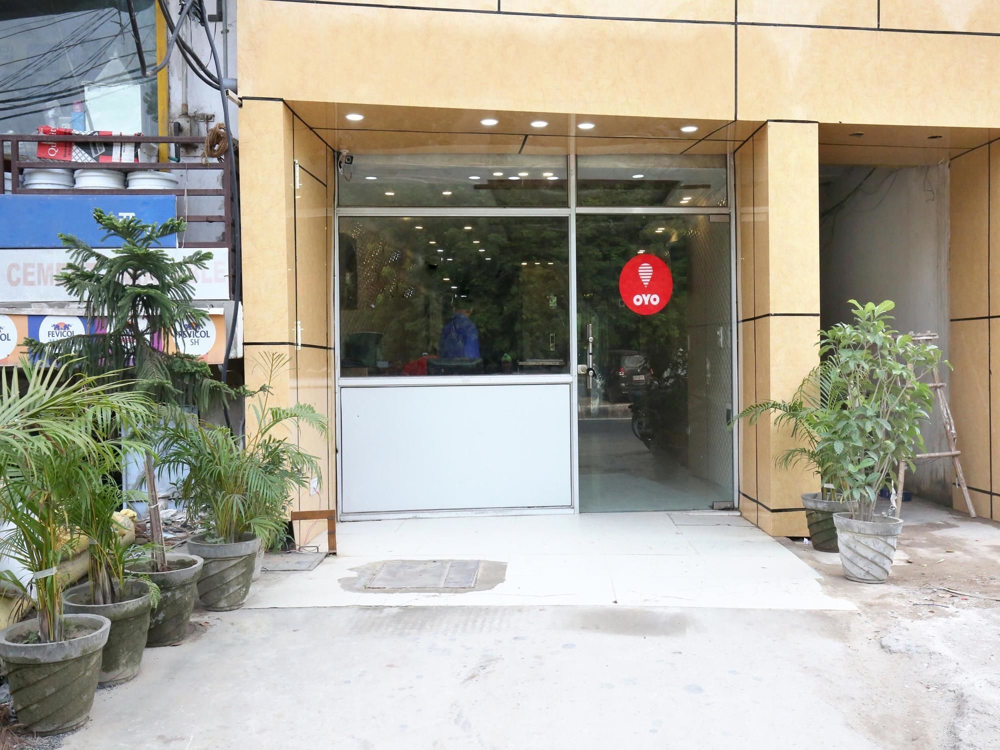 Oyo 9634 Sector 42 Hotel Chandigarh Exterior photo